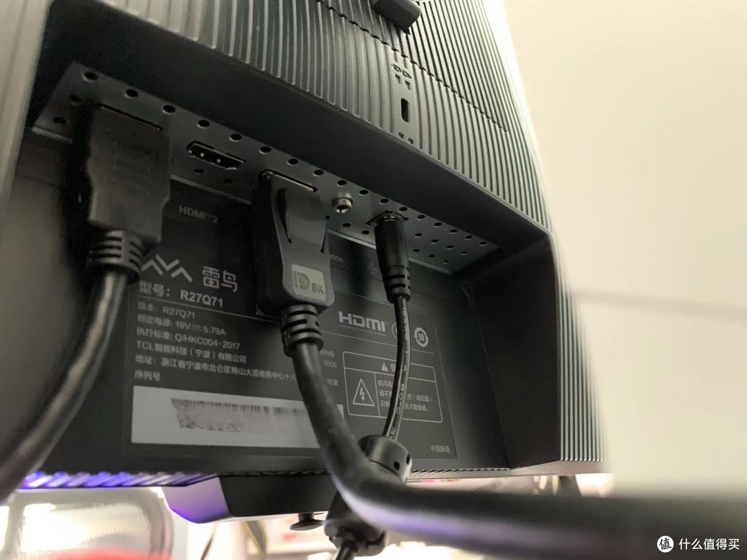 这看起来是个好鸟——雷鸟Q7 miniLED显示器