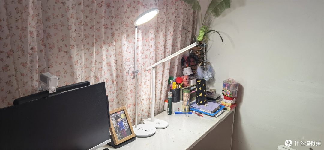 SUKER书客护眼台灯L1和普通的台灯相比有什么区别？