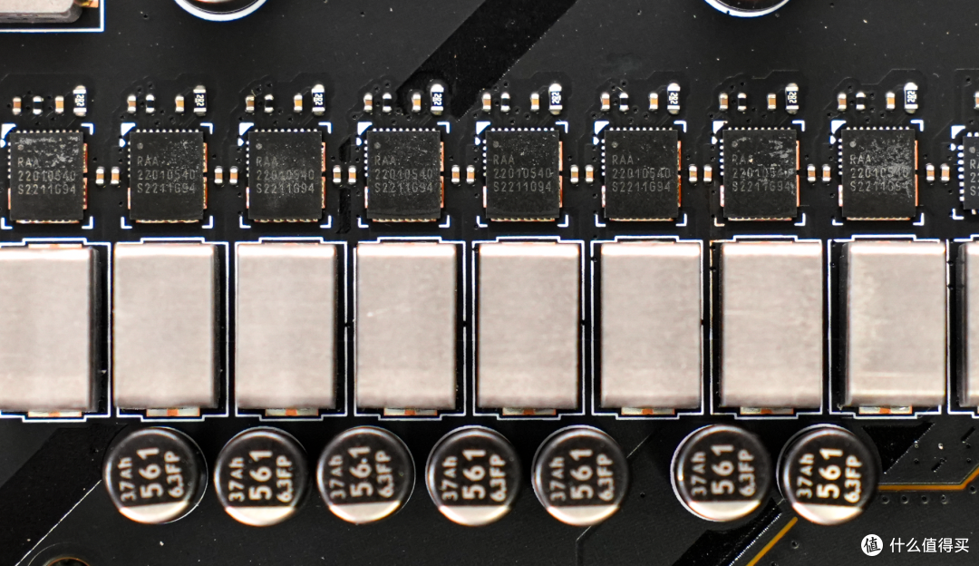 3K元段最强Z790?微星MPG Z790 CARBON MAX WIFI II暗黑主板开箱+拆解