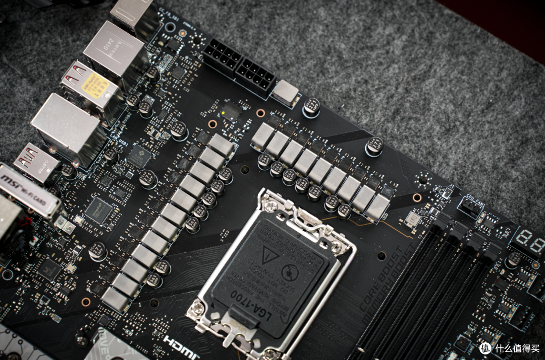 3K元段最强Z790?微星MPG Z790 CARBON MAX WIFI II暗黑主板开箱+拆解