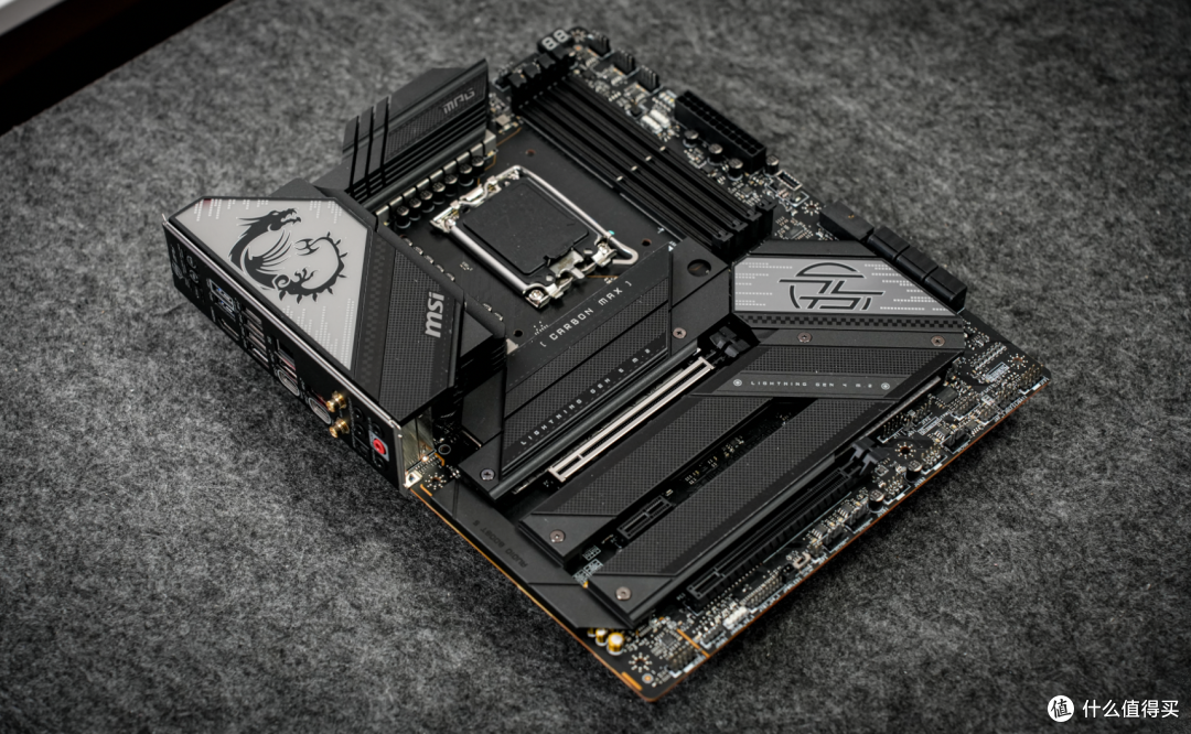 3K元段最强Z790?微星MPG Z790 CARBON MAX WIFI II暗黑主板开箱+拆解