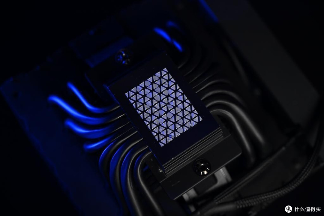 你,去干掉14900KS:超频三Rz820开箱&实测!