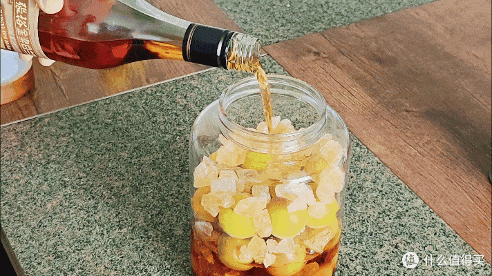 泡酒｜两款小众又好喝的自制青梅酒做法，惊艳你的味蕾~~