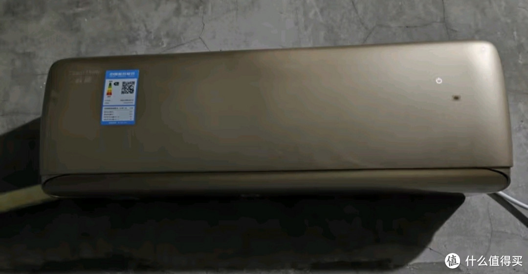 格力（GREE）空调 京东小家智能生态 1.5匹云佩新1级能效变频 壁挂式卧室挂机KFR-35GW/NhAh1BAj