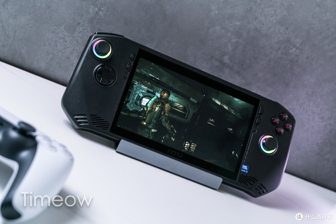 WIN掌机的最佳形态:微星Claw掌上游戏机体验+闪迪Gameplay microSD卡扩容