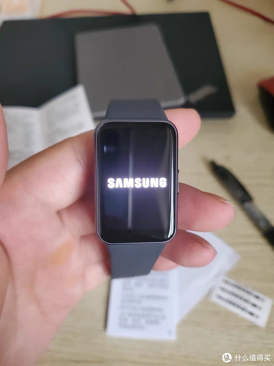 《三星 Samsung Galaxy Fit3 智能手环：健康与运动的贴心伴侣》