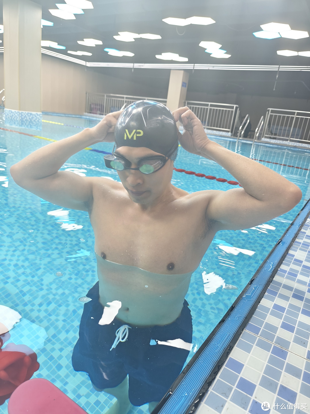 如何快速提高游泳技术，号称游泳搭档的Holoswim 2 PlusAR智能泳镜水下真实表现如何？资深泳迷实测揭秘