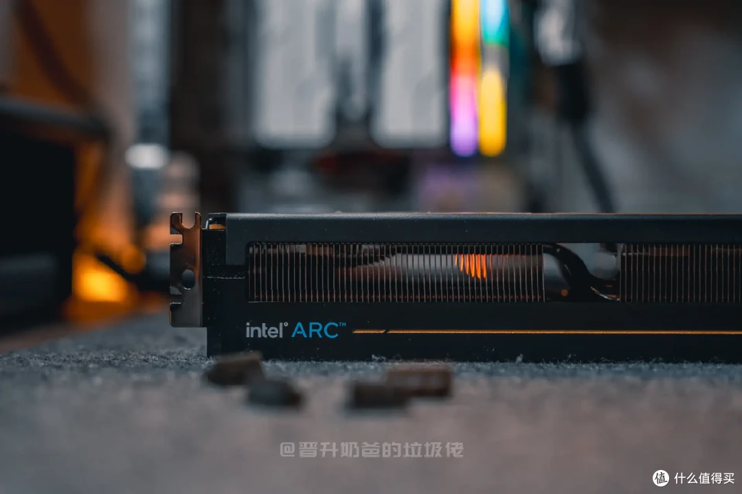 2000元档的2K甜品,蓝戟A770 x 《艾尔登法环·黄金树幽影》联名显卡