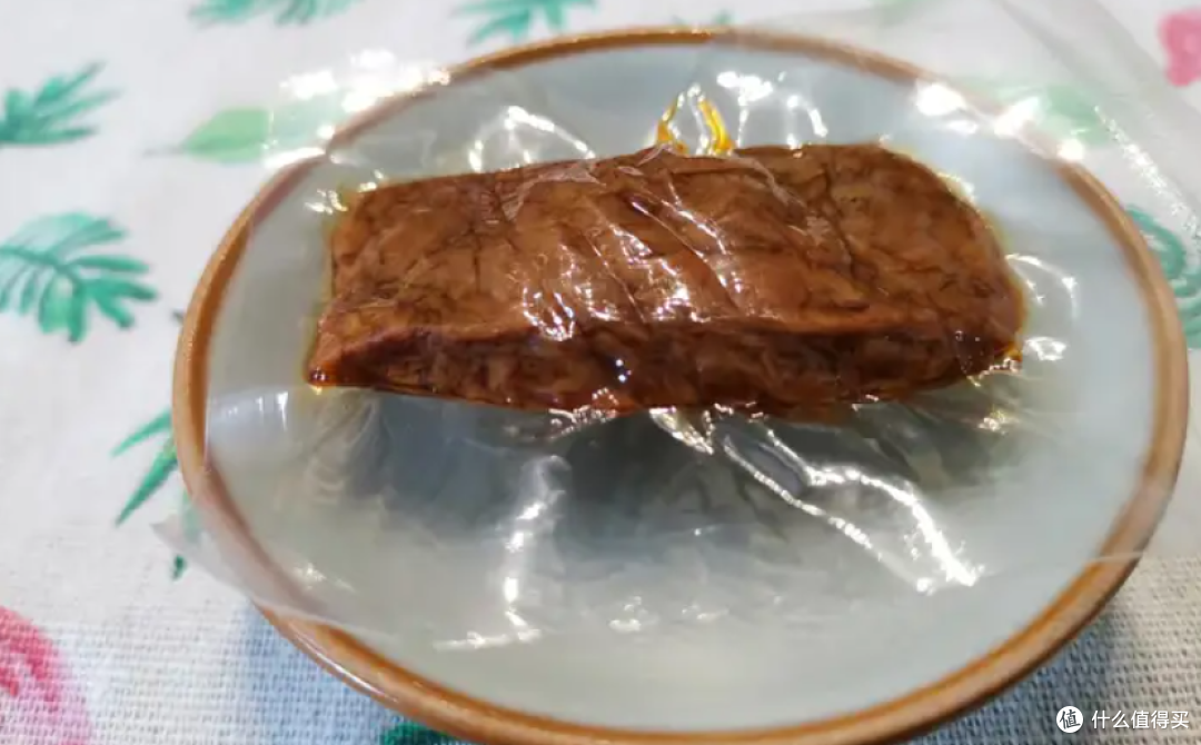 某平台高赞推荐的零食清单，我买了18款附口感