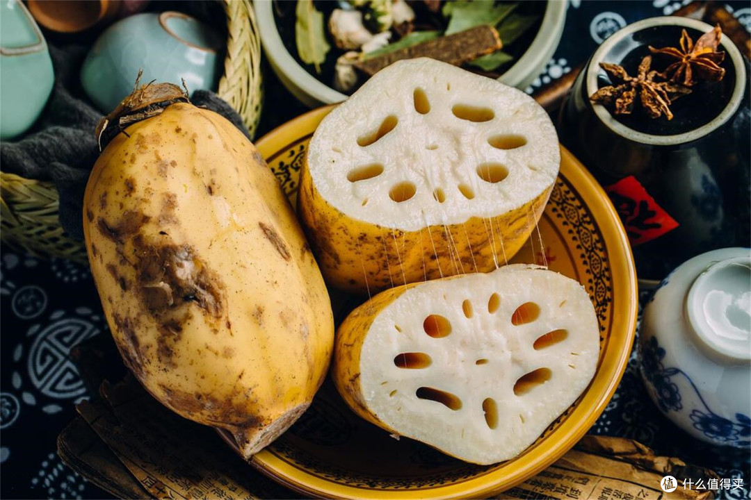 明日小暑,提醒别忘吃“1果2叶3菜”,应季而食,消暑热顺利入伏