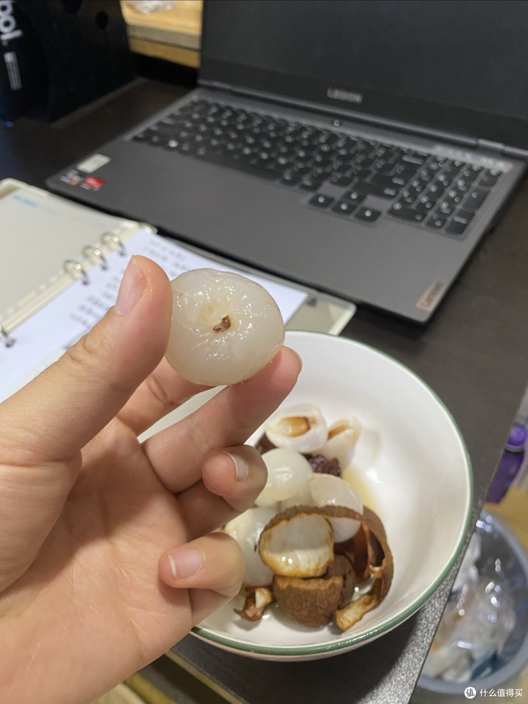 荔枝的纯粹之享:从新鲜现摘到煮水饮用的健康之旅