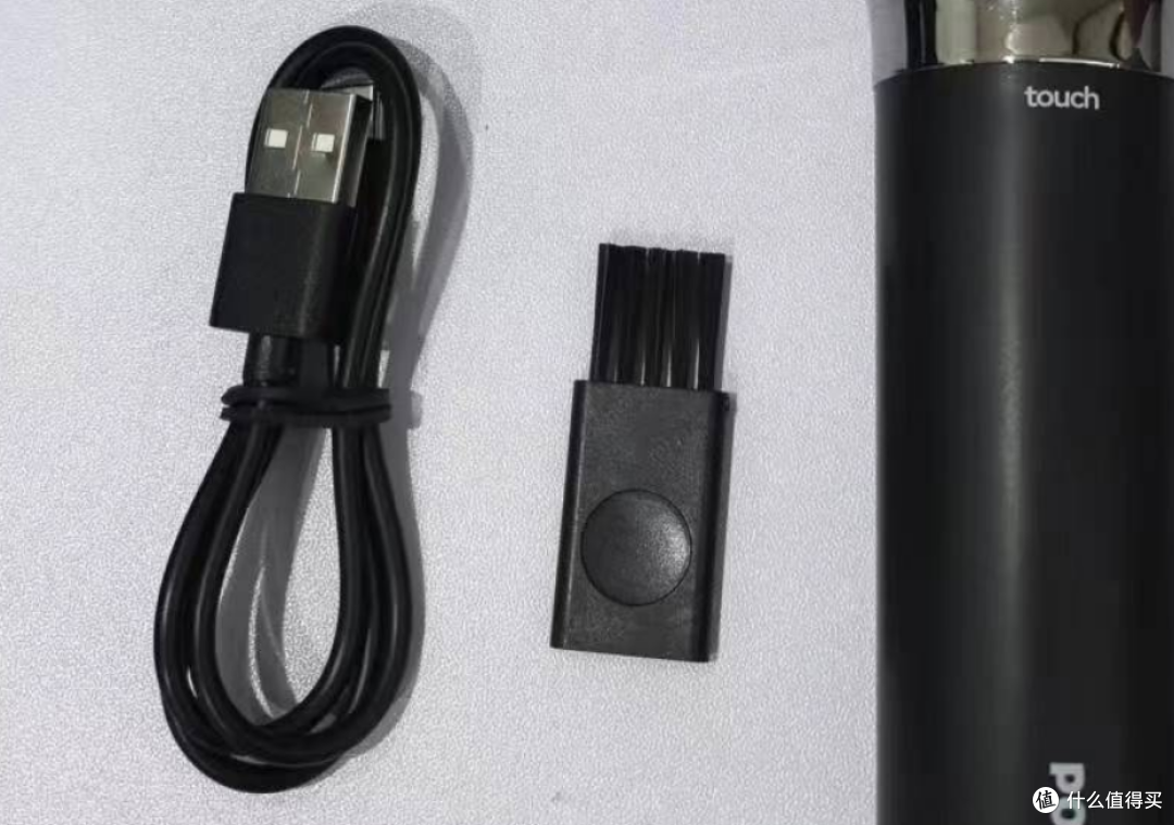 奔腾PQ9501智能感应剃须刀,你的精致之选