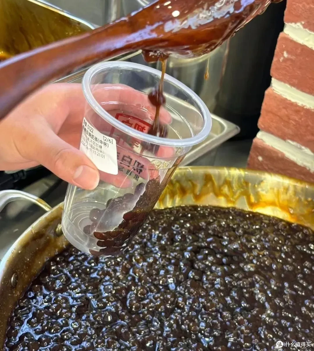 奶茶界的“文艺复兴”!现制珍珠奶茶疯狂走红?