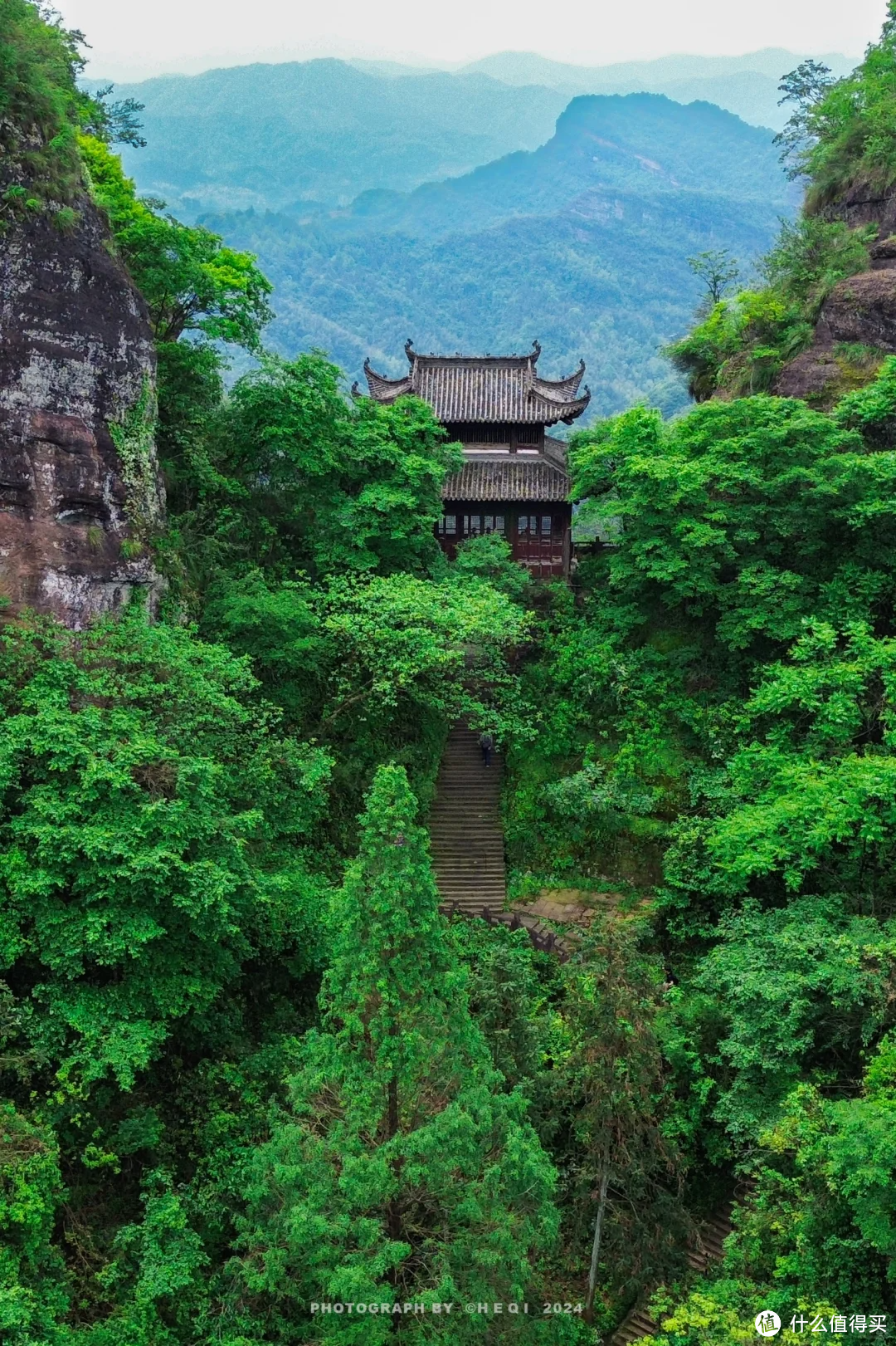 别去挤黄山了，来看看这个道教仙山吧！