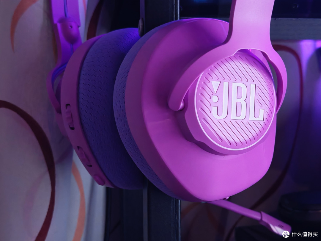 专业游戏耳机推荐：JBL QUANTUM 360值得买