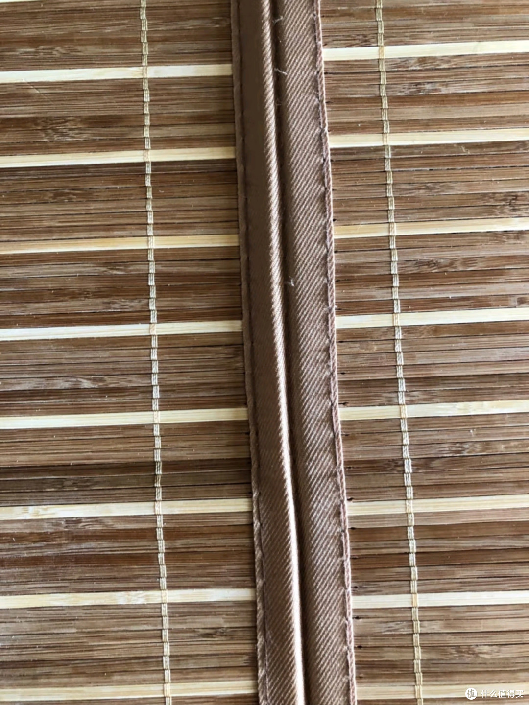 精选头层竹材,九洲鹿碳化凉席,让每一晚都如置身竹林深处