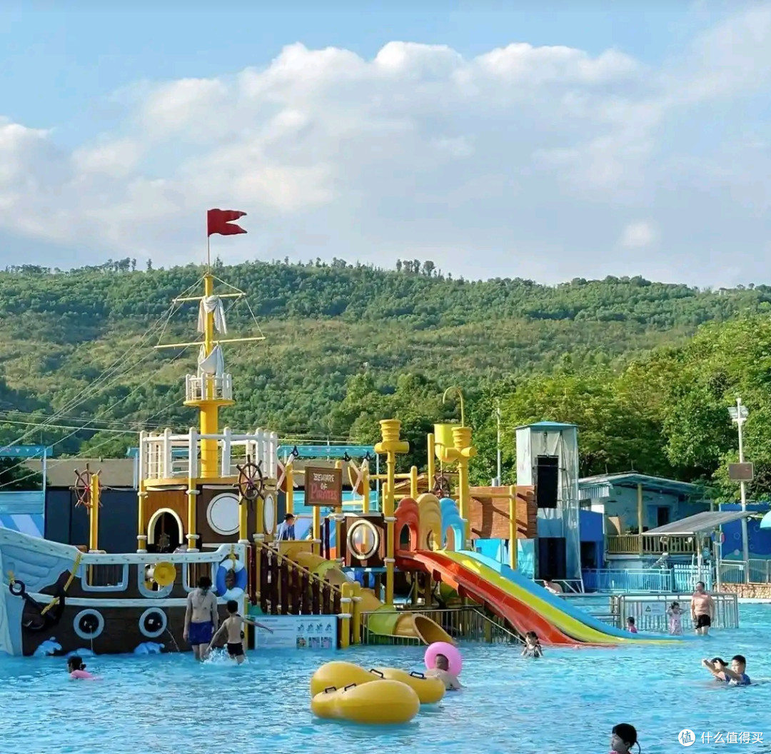 不玩水不夏天～佛山高明鹭湖水世界