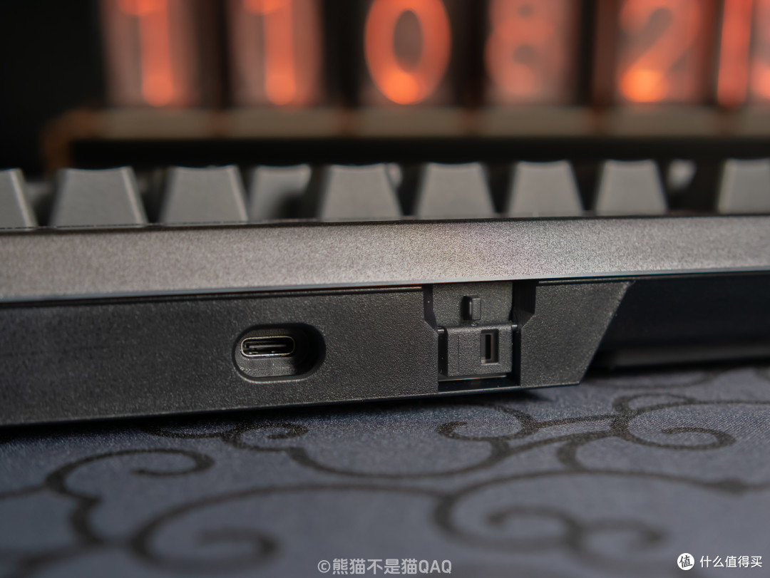 磁轴时代，战力加成！美商海盗船K70 MAX机械键盘—M75 WIRELESS游戏鼠标