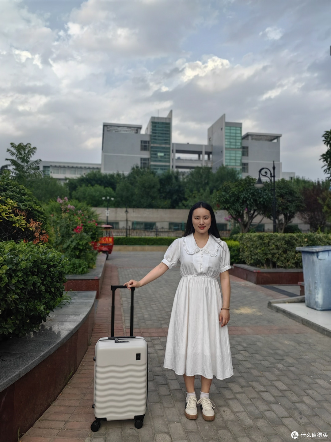 行李箱