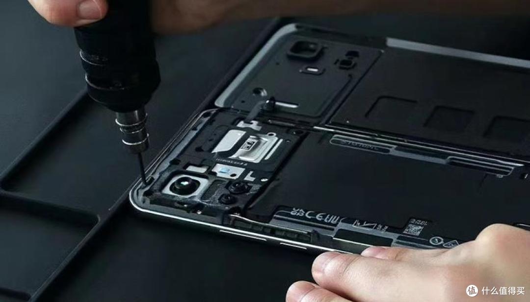 真我GT6发布，realme卷疯了！