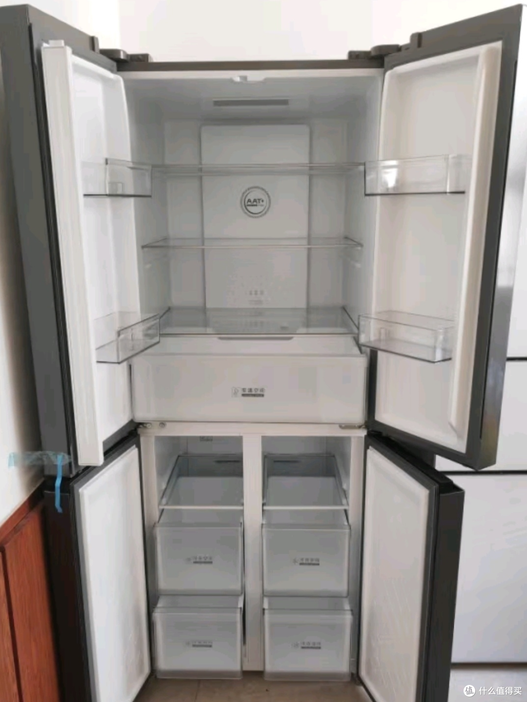 TCL 408升深色智能变频家用电冰箱