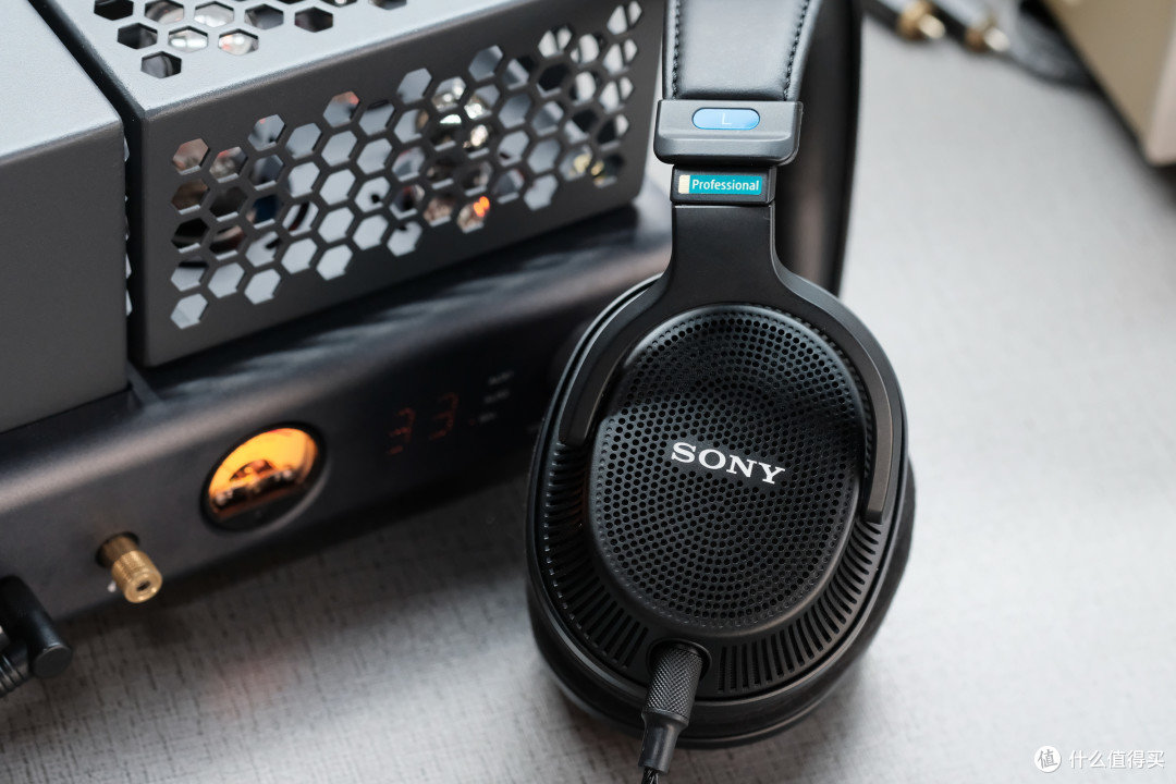 SONY MDR-MV1深度评测~感受2K价位的监听耳机能带来多少惊喜?