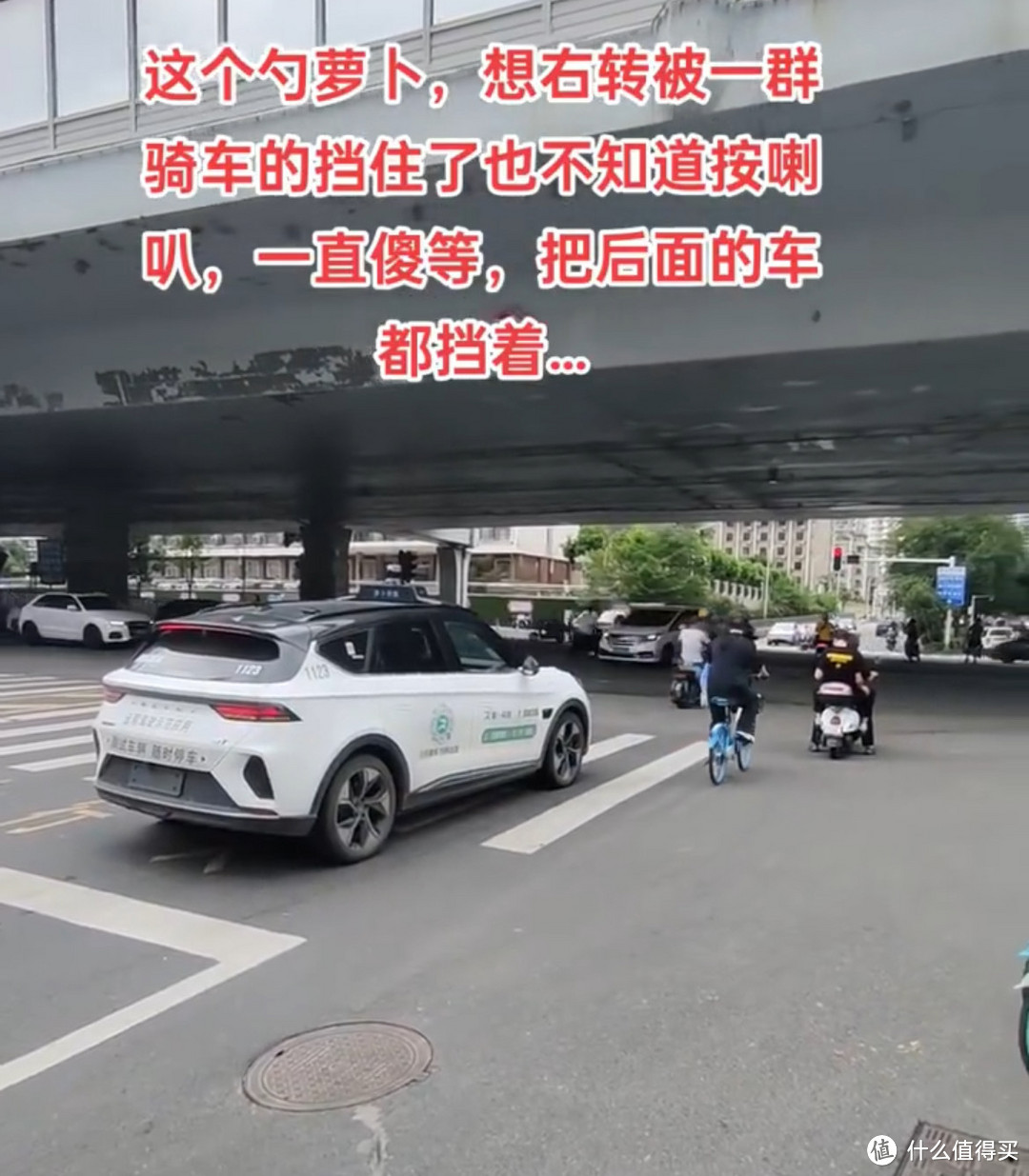 武汉投入了一万多辆无人驾驶出租车：萝卜快跑，你有体验过吗？