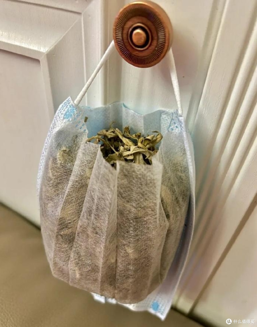 用过的洗脸巾、湿纸巾别扔掉,还有很多神奇的妙用,榨干剩余价值