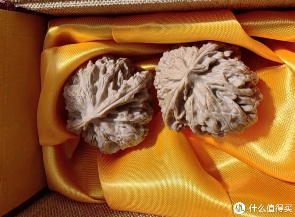 苹果圆核桃、文玩 樱【苹果圆】文玩核桃四座楼狮子头精品闷尖麒麟纹官