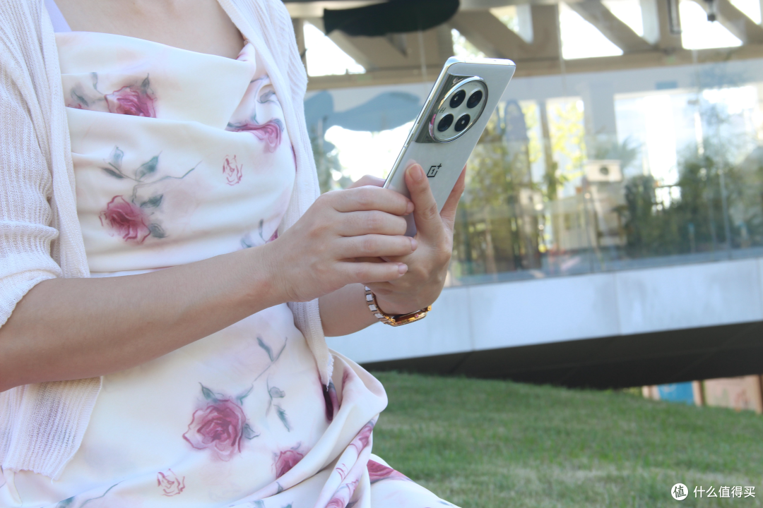 三款闭眼买的旗舰机型,京东热销之选,荣耀、vivo、一加上榜