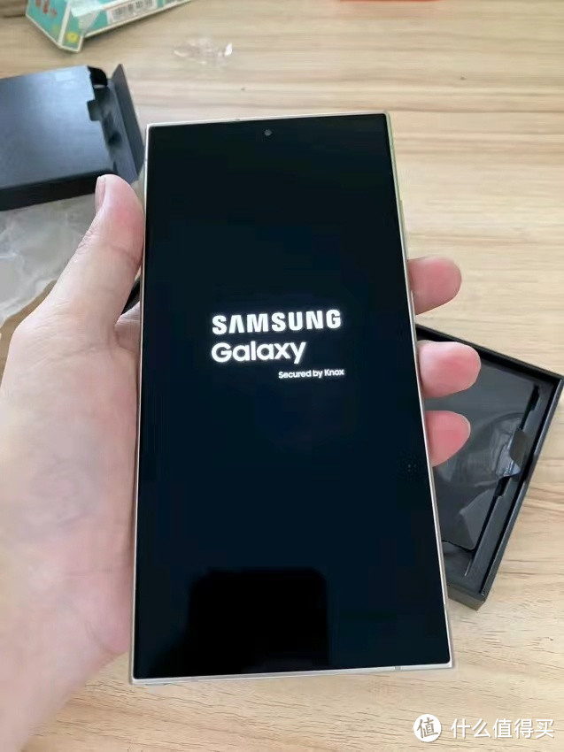 三星Galaxy S24 Ultra AI手机：科技界的耀眼新星！