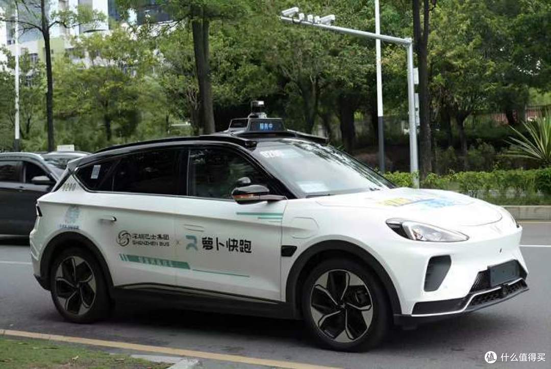 “萝卜快跑”爆单,滴滴、的士司机吓住了,要被取代了?