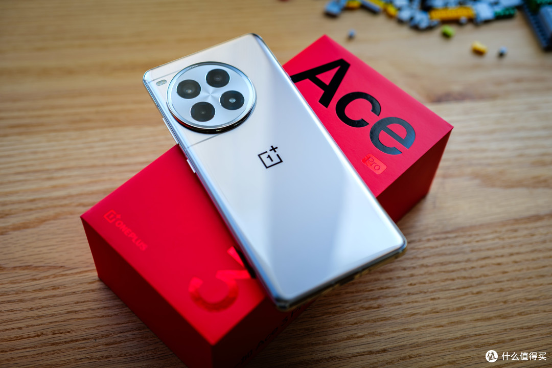 深度调教版性能旗舰搭配6100mAh冰川电池 —— 一加 Ace 3 Pro全面体验
