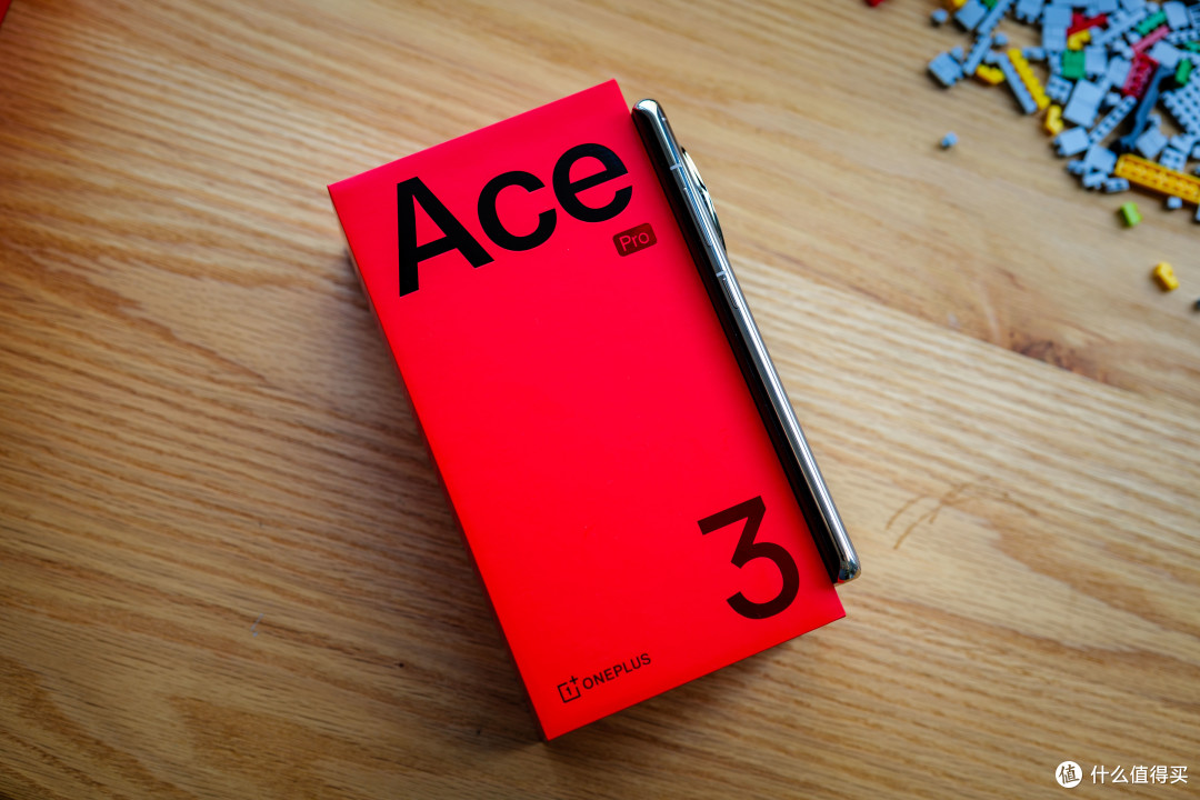 深度调教版性能旗舰搭配6100mAh冰川电池 —— 一加 Ace 3 Pro全面体验