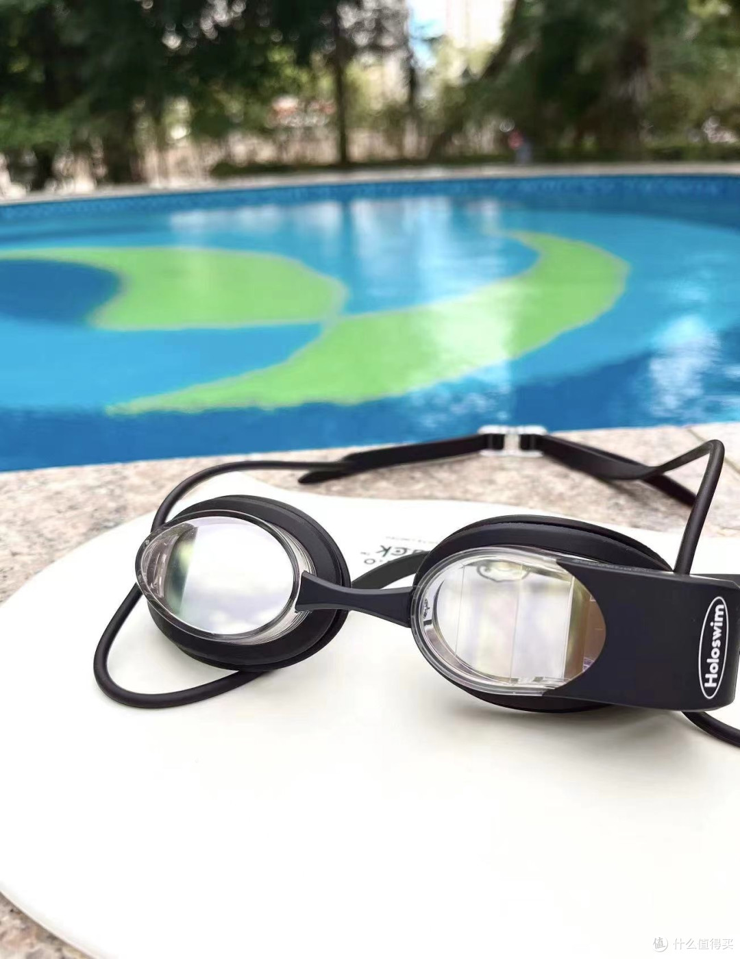 家人们,见过可以实时显示游泳成绩的智能泳镜吗?光粒Holoswim2PlusAR泳镜,爱游泳的您非常值得拥有!