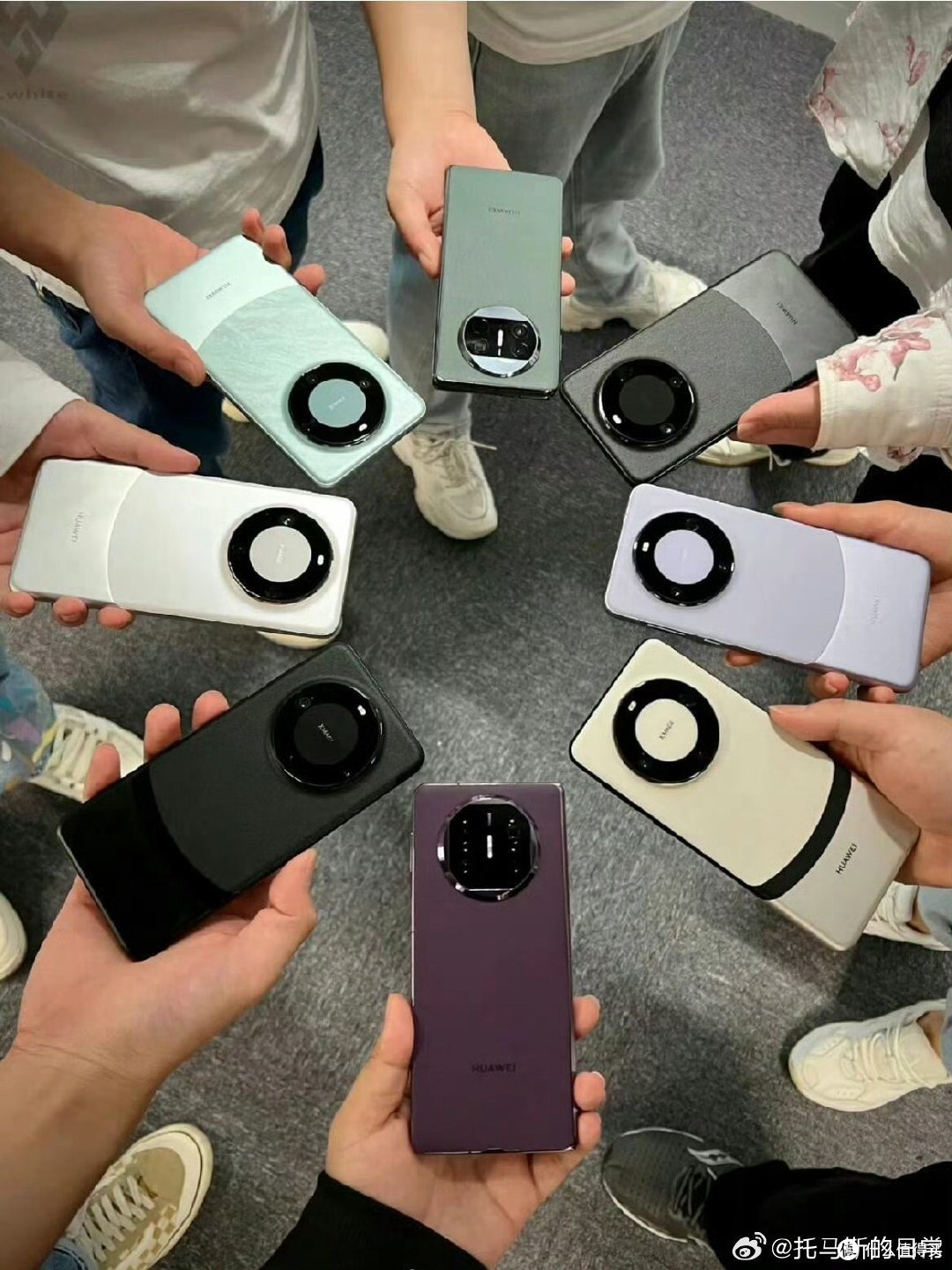 华为线下门店已全面解禁,允许公开介绍华为手机搭载的麒麟芯片