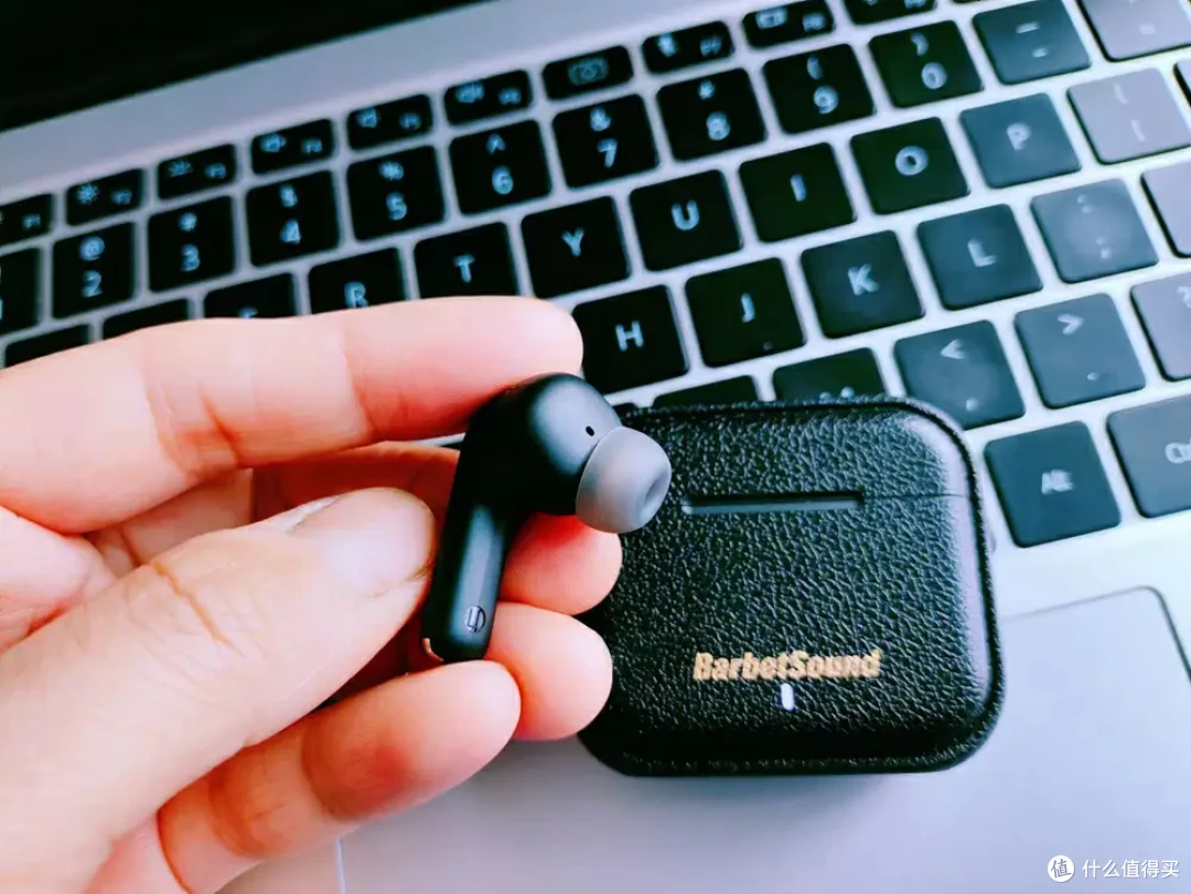 主打降噪，去除95%以上的噪音！BarbetSound A75 Pro 双馈式Hi-Res降噪耳机性价比超划算！