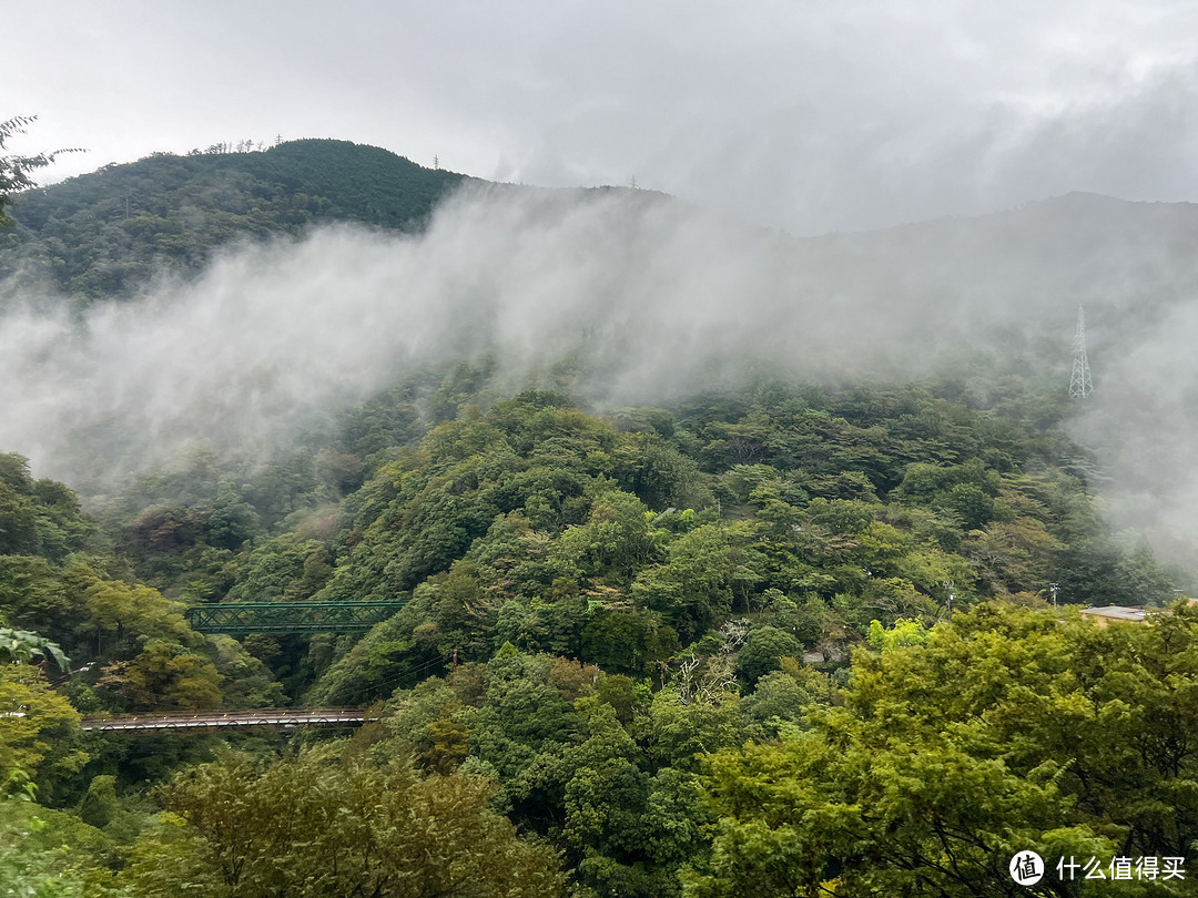 富士山之旅 4：拨开云雾享受箱根湖美景