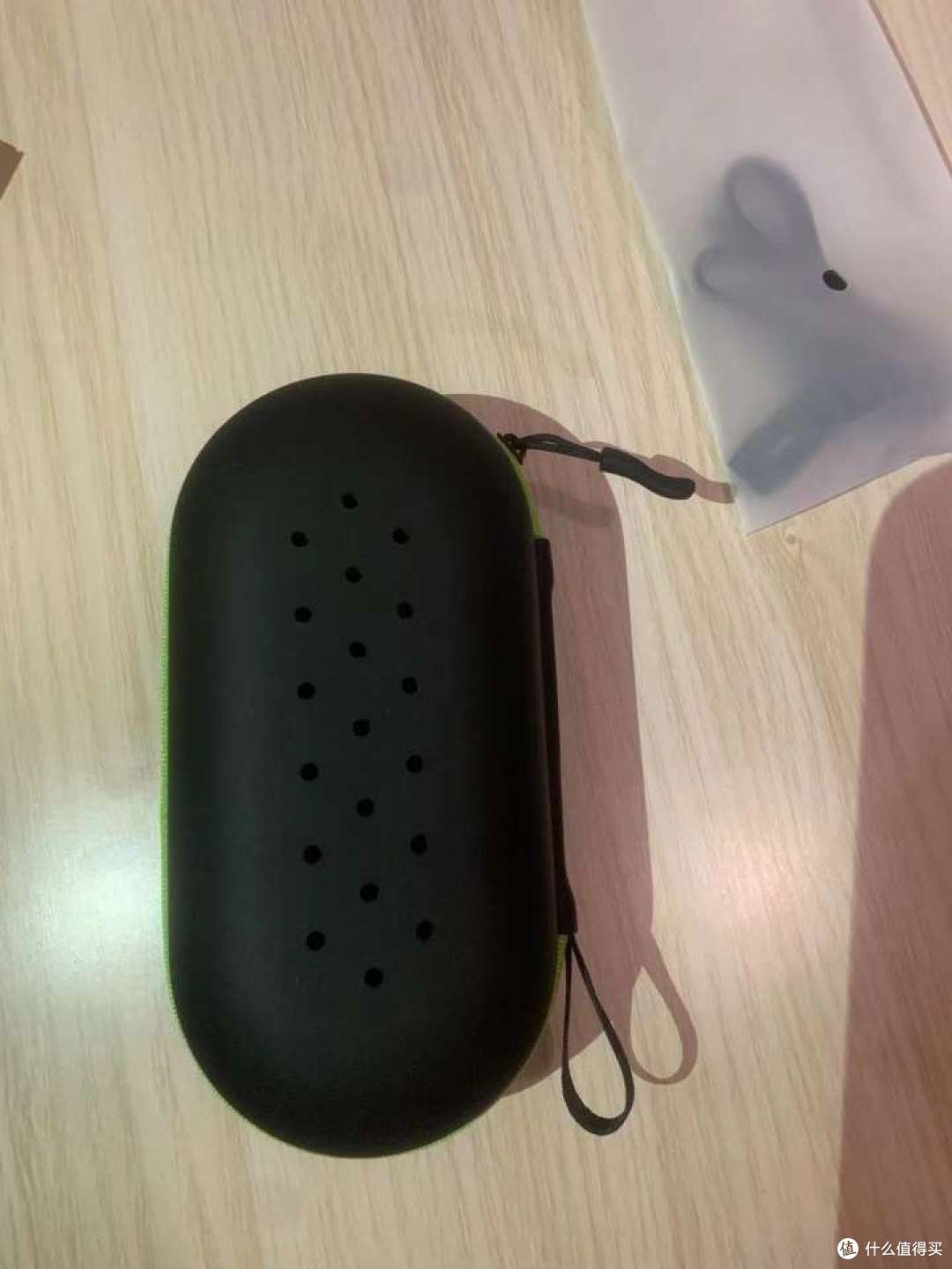 AR眼镜值得买吗?是智商税吗?Holoswim 2 Plus智能AR泳镜测评