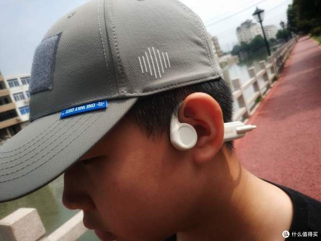 运动游泳皆可畅听美妙乐章:南卡Runner3骨传导