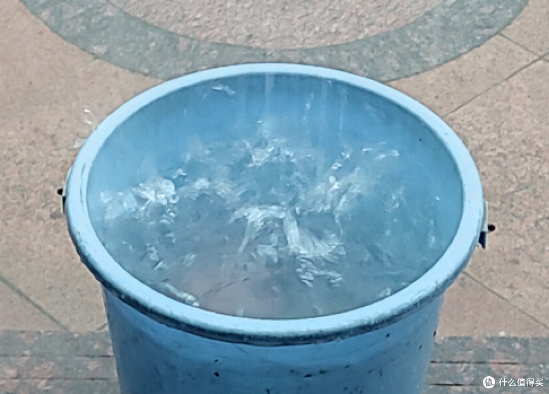 今日入伏,浇了这两种水,你的花很容易死翘翘