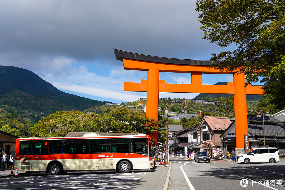 富士山之旅 4：拨开云雾享受箱根湖美景