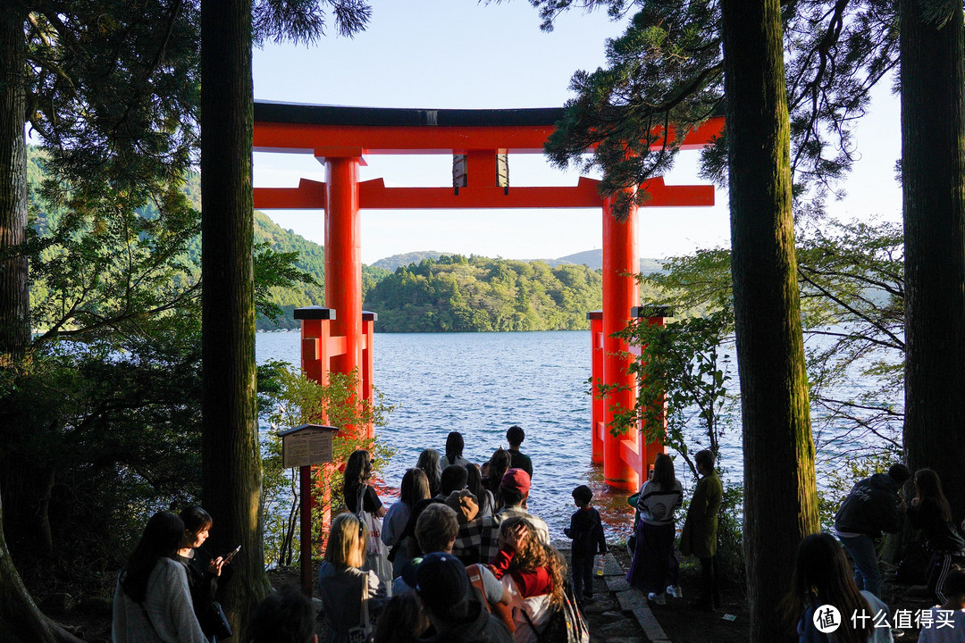 富士山之旅 4：拨开云雾享受箱根湖美景