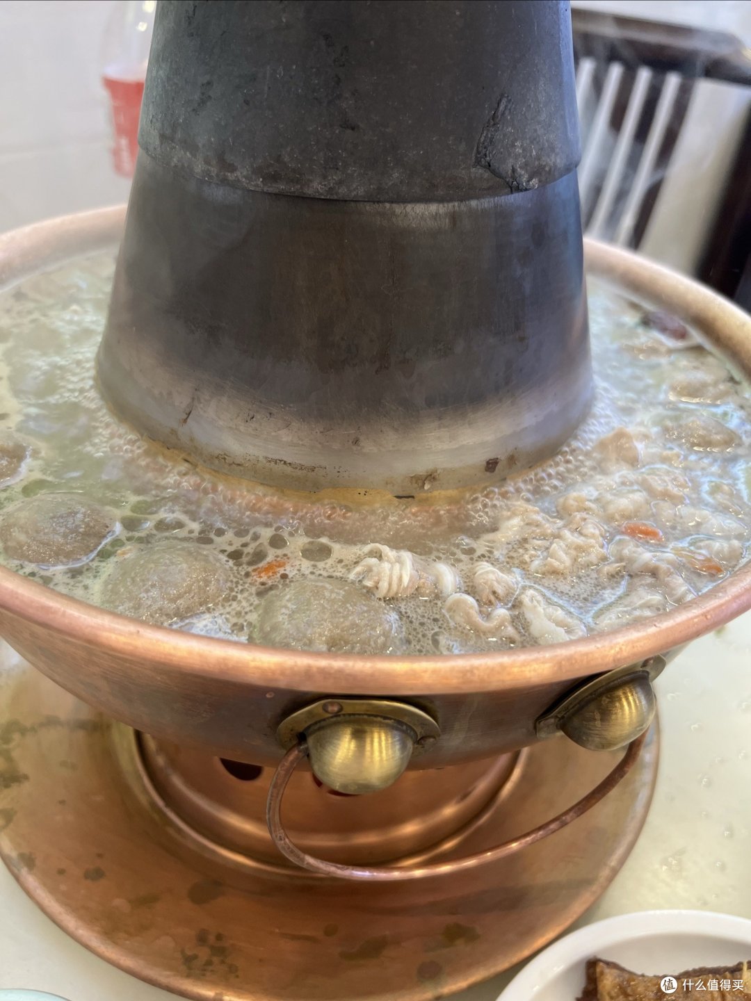 北京牛街的聚宝涮，慕名而去，感觉也就那样，没惊艳的感觉！