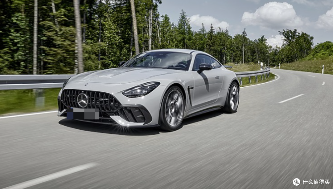 Mercedes-AMG GT 63-澎湃动力舍我取谁