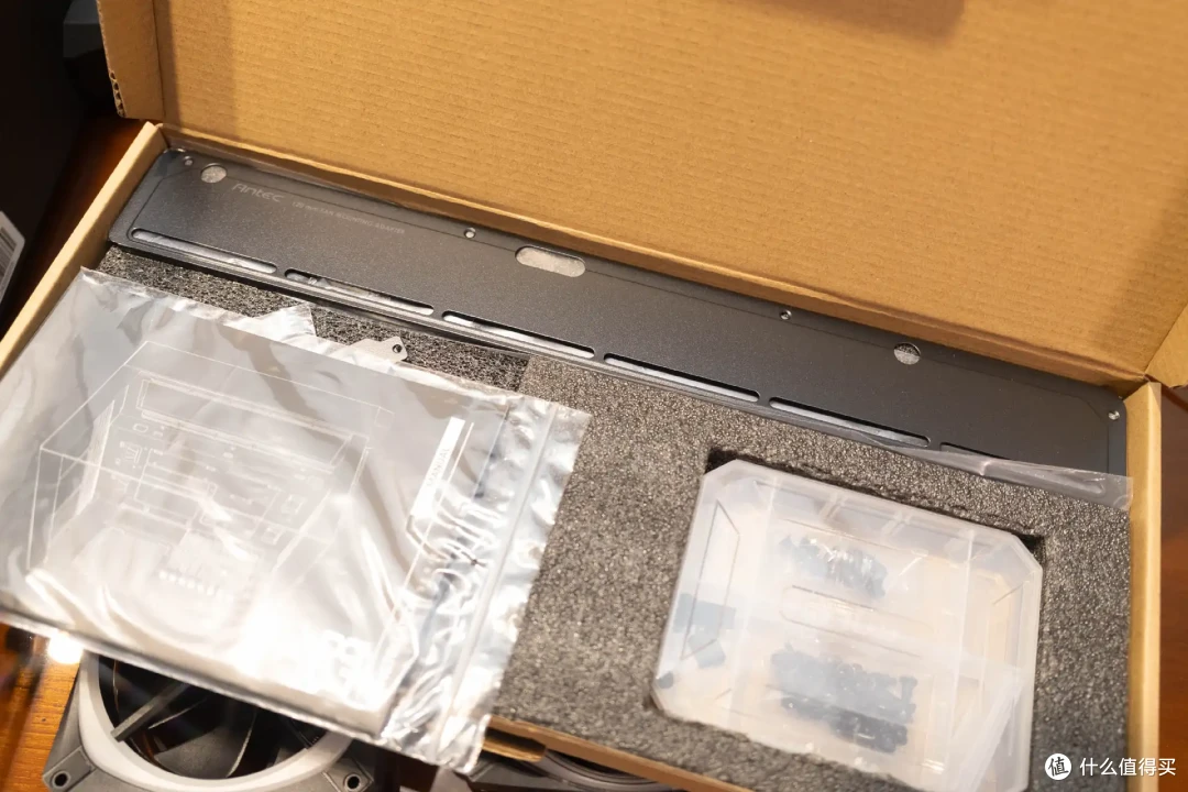 电竞高手必备!海景房机箱+魔方积木风扇,打造专属高级感主机
