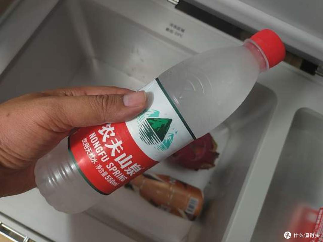英得尔ICECO J20车载冰箱：露营新宠，车家两用，轻松玩转户外生活