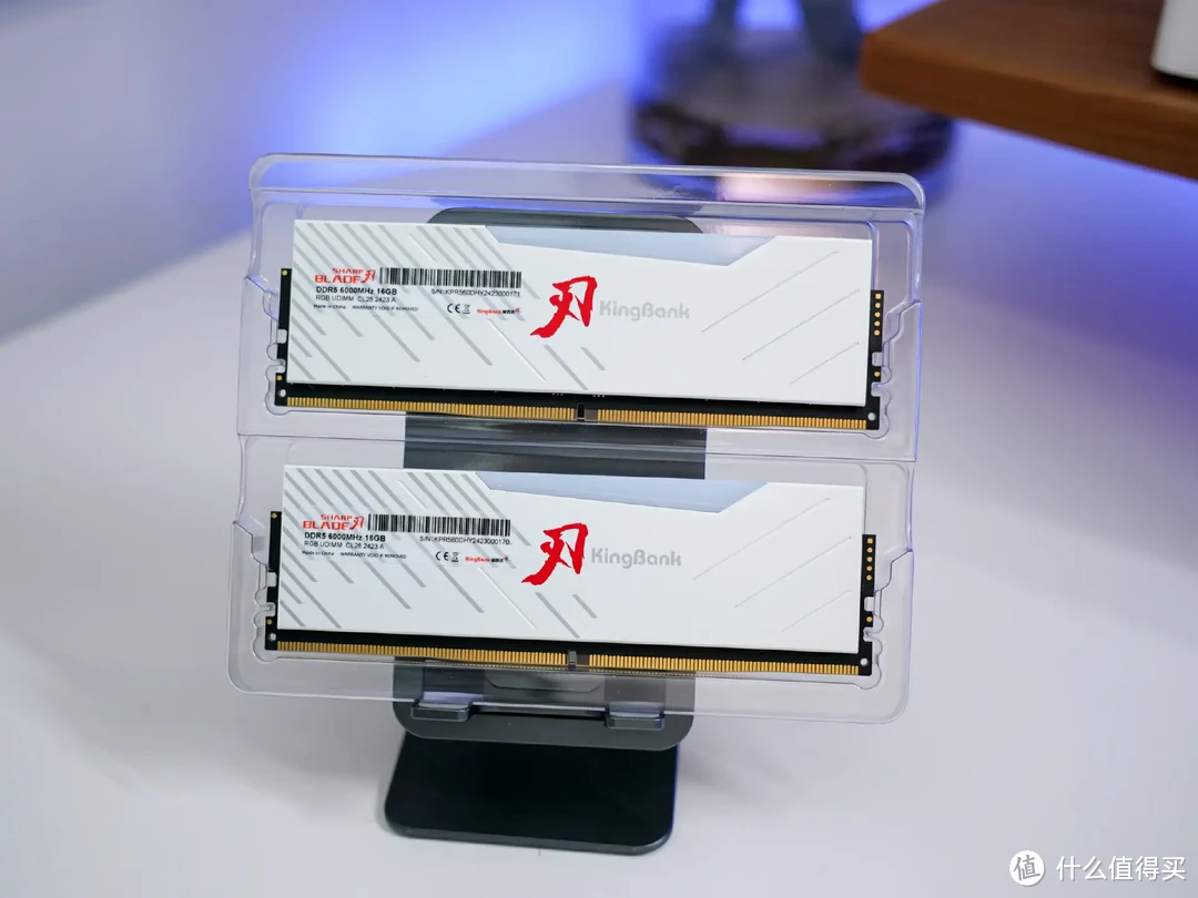 AMD DDR5平台绝配？金百达白刃DDR5 6000 C28内存测试