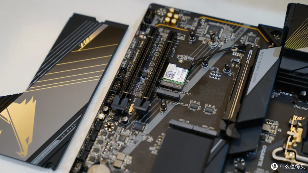 最强联名!技嘉Z790电竞雕X与威刚XPG白曜雕性能实测
