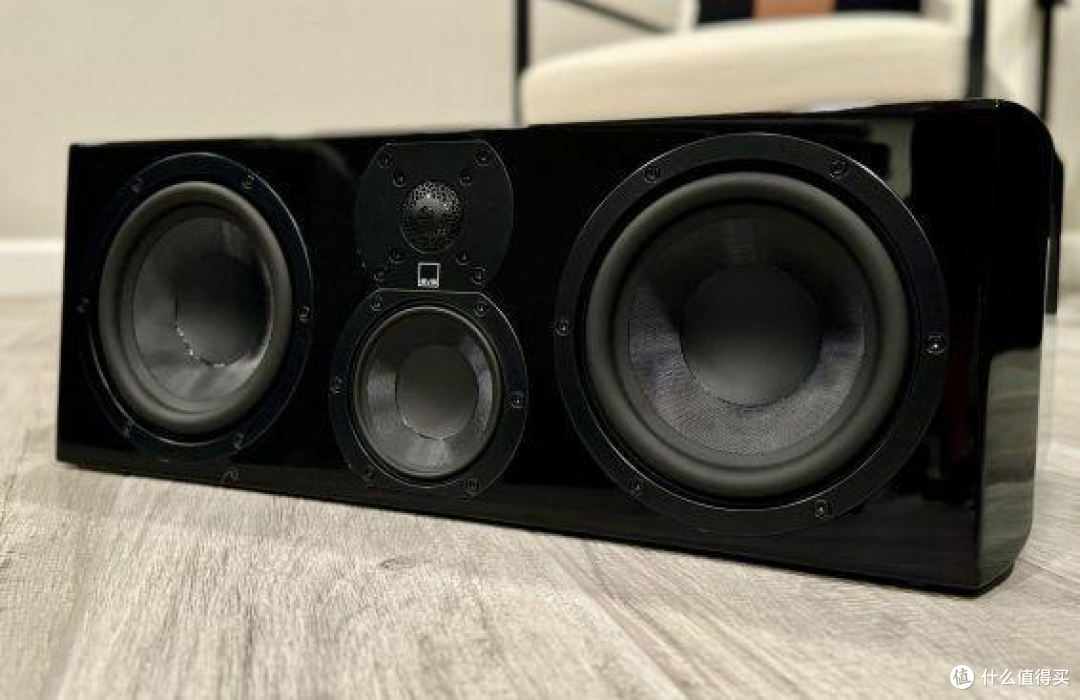 AVSforum权威测评：SVS Ultra Evolution 系列音箱荣膺AVS 2024年度最佳音频产品